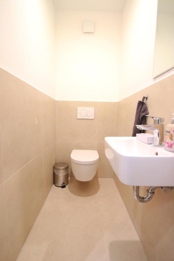 Flatista Homes - Central Station - 3Br Munchen Bagian luar foto